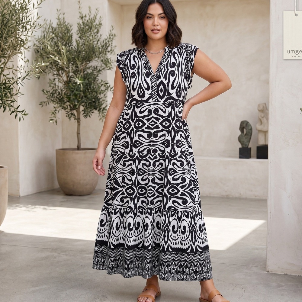 Umgee Tiered Maxi Dress Womens XL Black White Ikat Graphic Print V-Neck